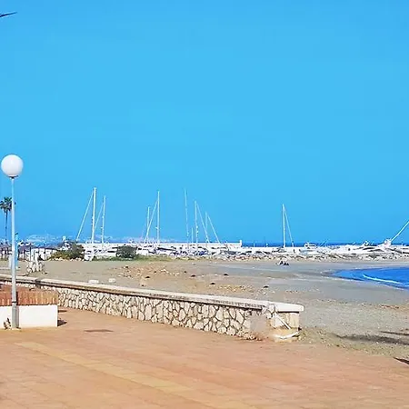 409 Marina Real Puerto De La Duquesa Playa